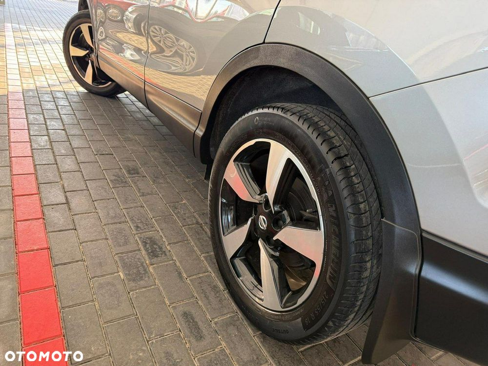 Nissan Qashqai 1.2 DIG-T Tekna+ Xtronic - 16