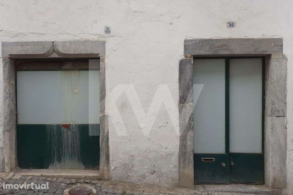 Loja com 60m2  e um pé direito alto, no centro da cidade de Beja , jun - Grande imagem: 4/16