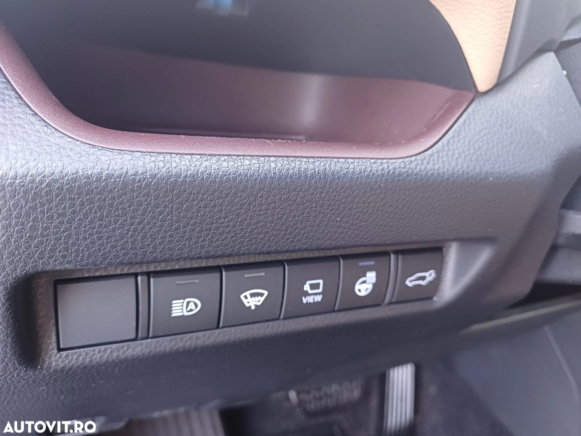 Toyota RAV4 2.5 Hybrid VVT-iE 4x4 Luxury - 14