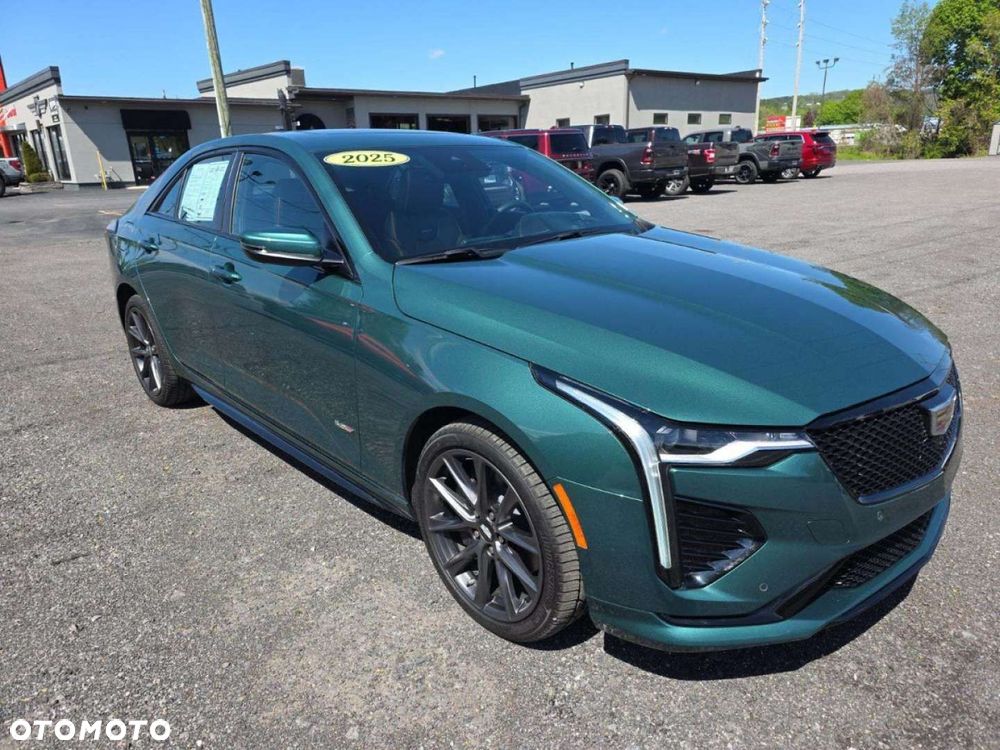 Cadillac CT4 - 5