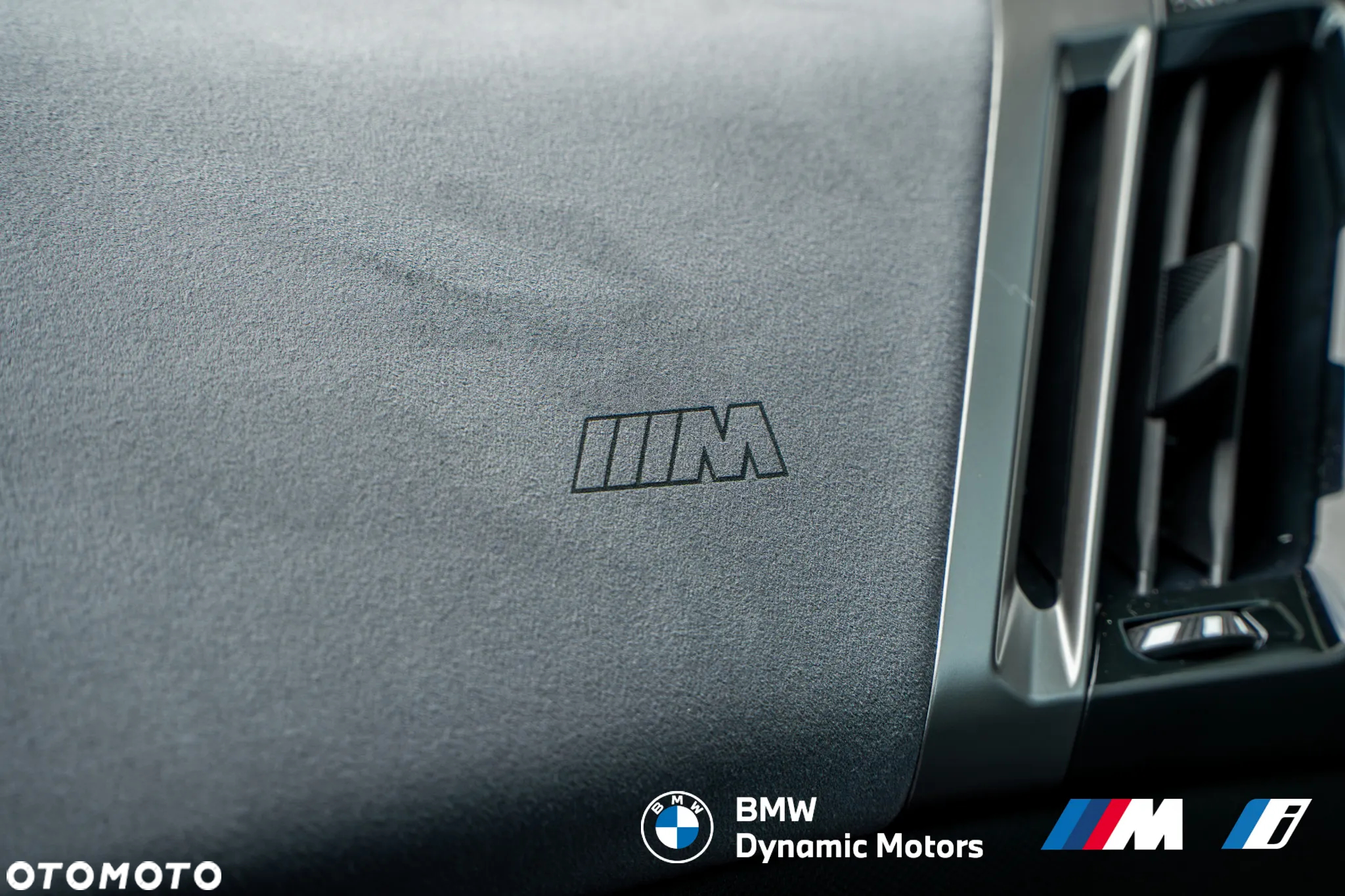 BMW iX xDrive45 - 32