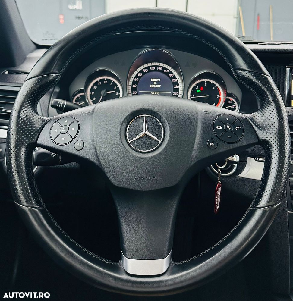 Mercedes-Benz E 220 CDI DPF BlueEFFICIENCY 7G-TRONIC Avantgarde - 30