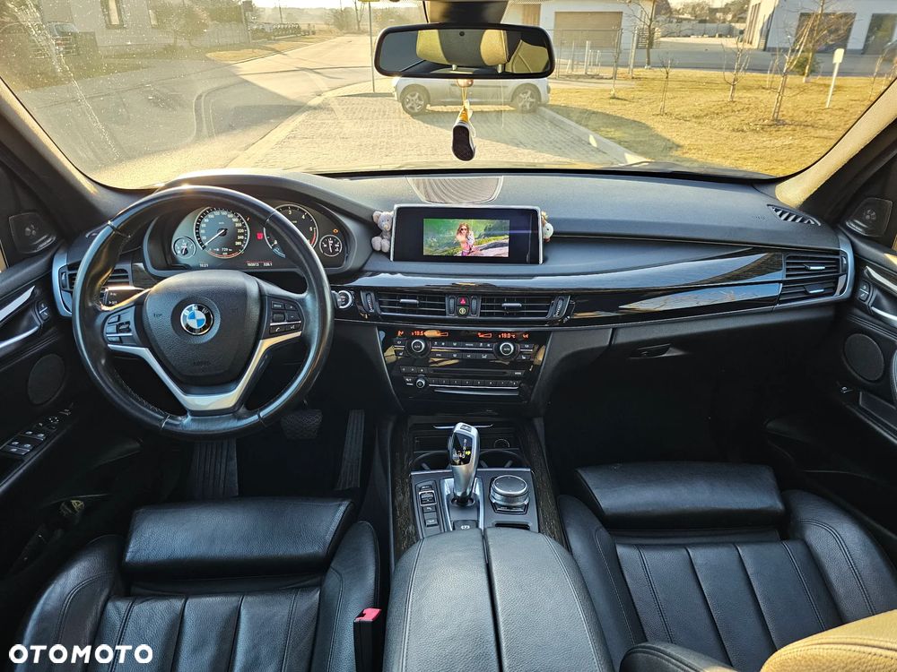 BMW X5 xDrive30d Sport-Aut - 18