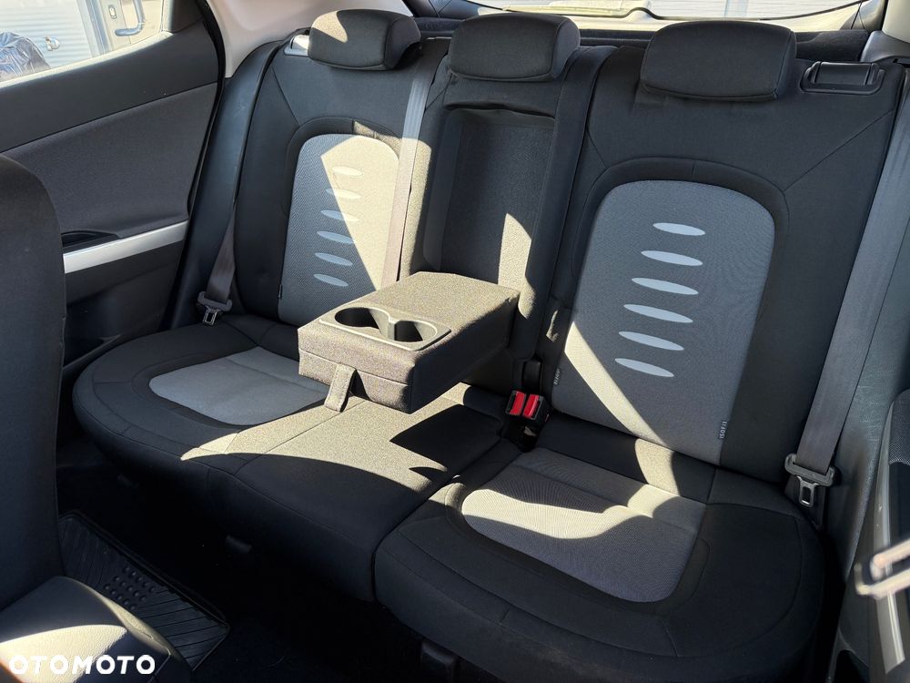 Kia Ceed 1.4 Business Line - 26