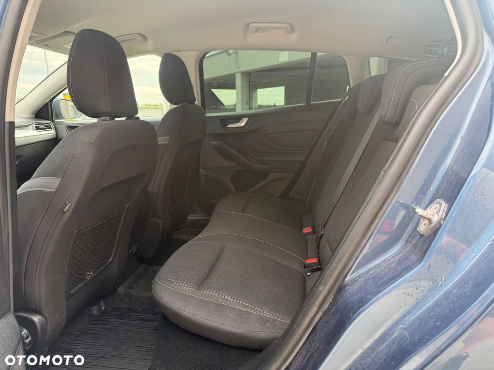 Ford Focus 1.5 EcoBlue Connected - 17