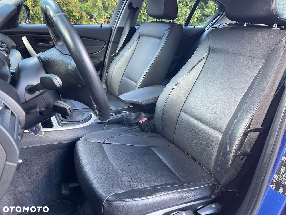 BMW Seria 1 118d Sport Line - 12