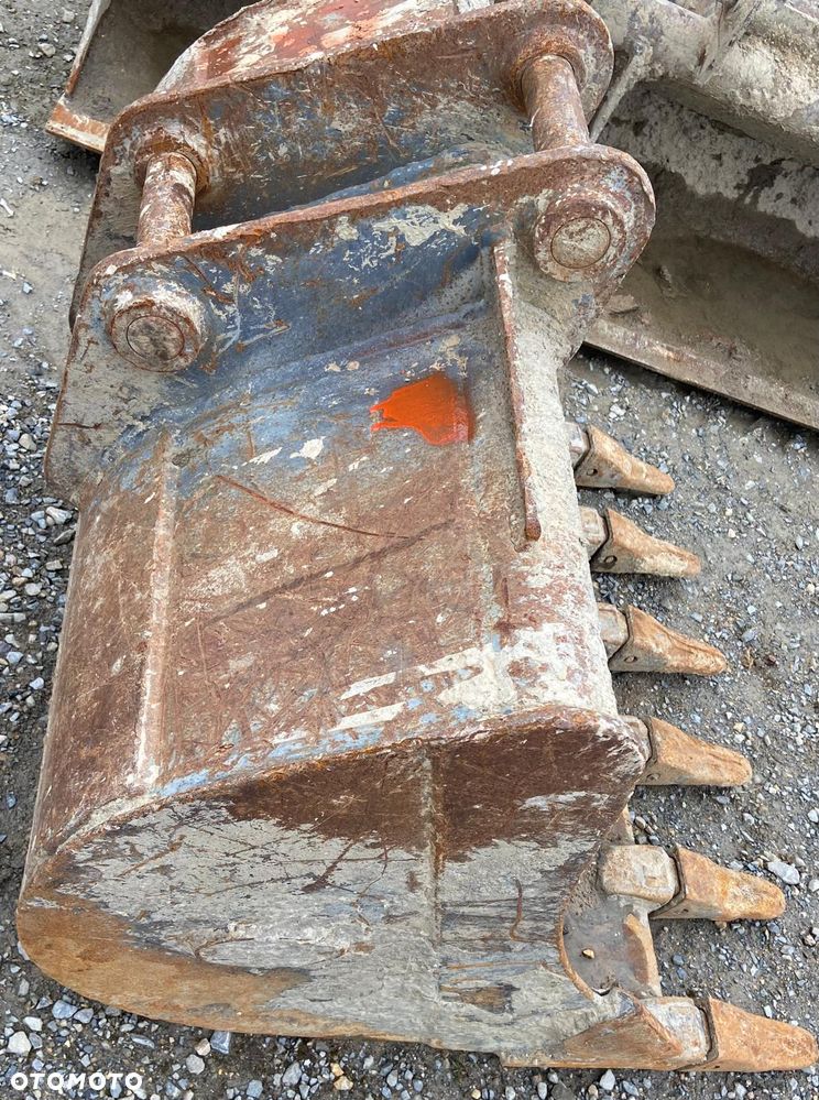 Używana łyżka do JCB 3cx4cx, szer 105 cm z zębami systemowymi - 2