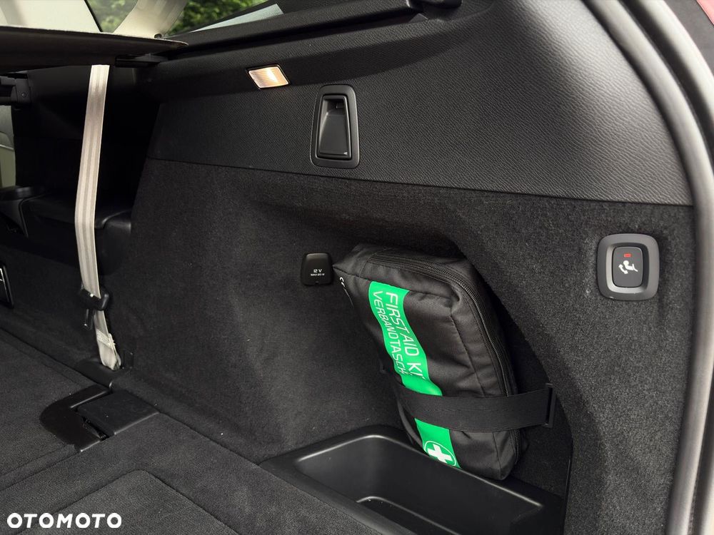 Volvo XC 90 - 13