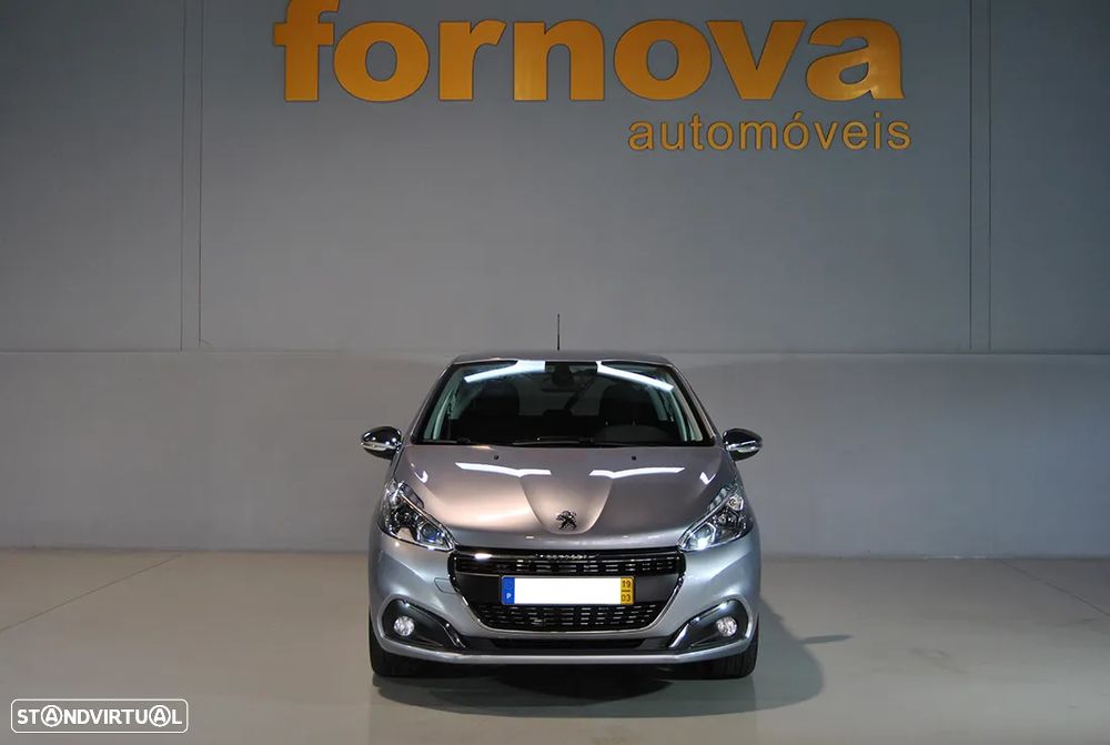 Peugeot 208 1.2 PureTech Signature - 4