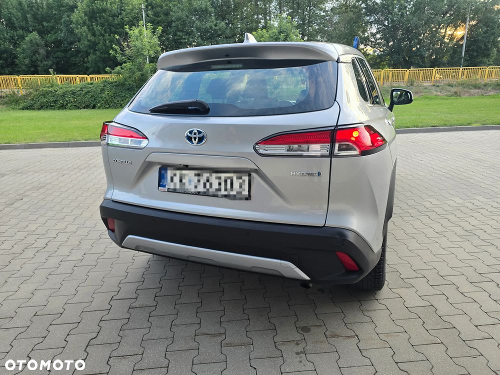Toyota Corolla Cross 2.0 Hybrid Comfort - 17