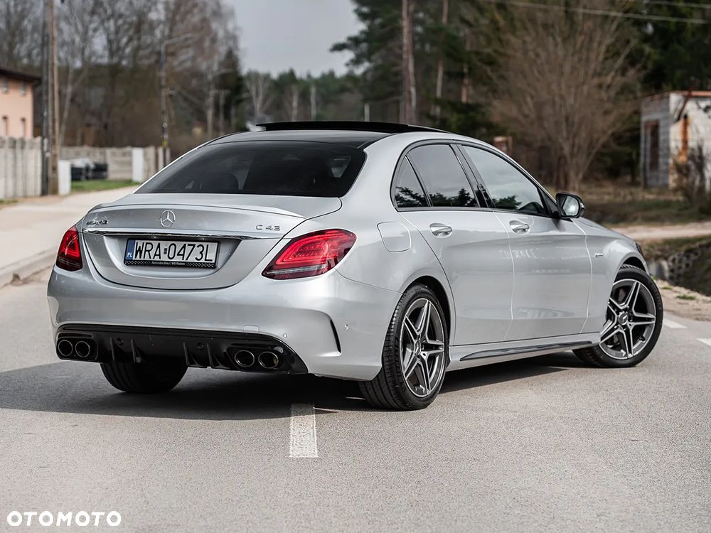 Mercedes-Benz Klasa C AMG 43 4Matic 9G-TRONIC - 13