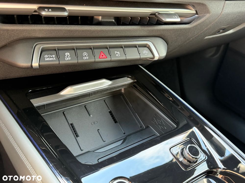 Audi Q3 35 TDI S-Line S tronic - 25