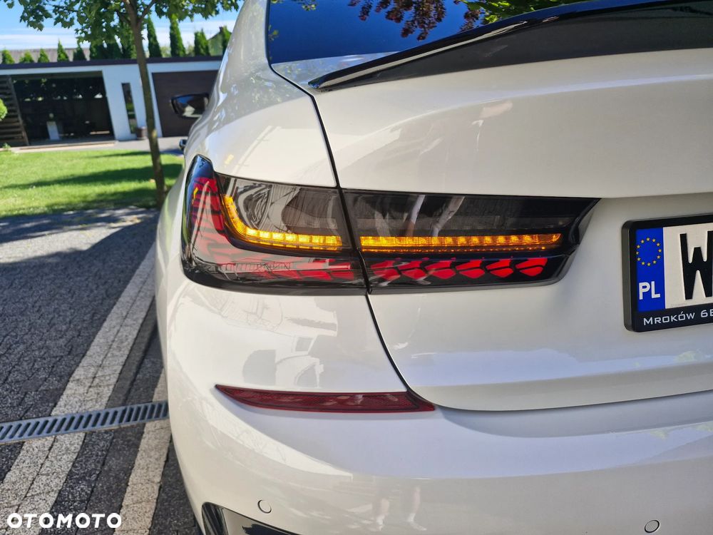 BMW Seria 3 330i M Sport sport - 38