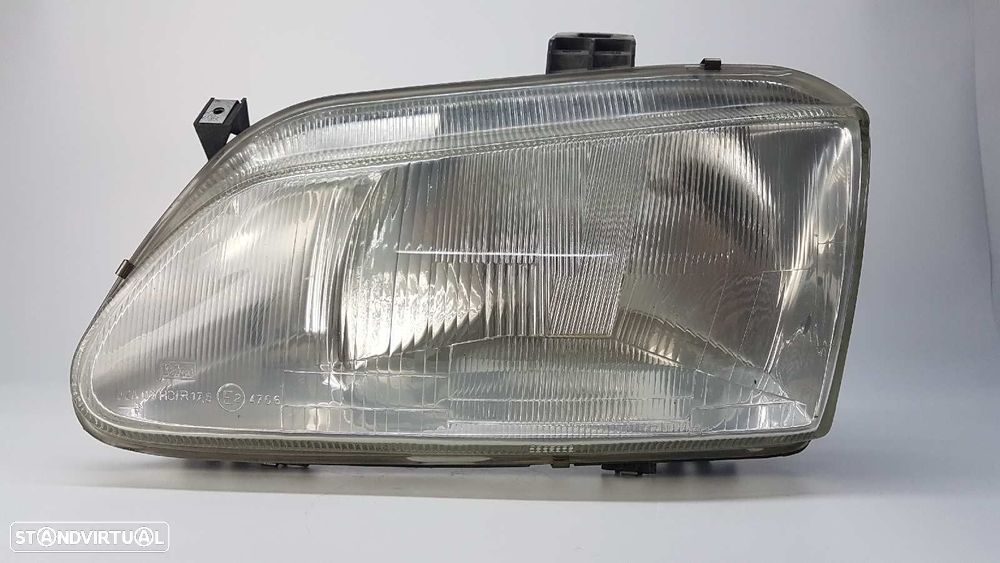 FAROL ESQUERDO RENAULT MEGANE I BERLINA HATCHBACK (BA0) 1.6E ALIZE - 1