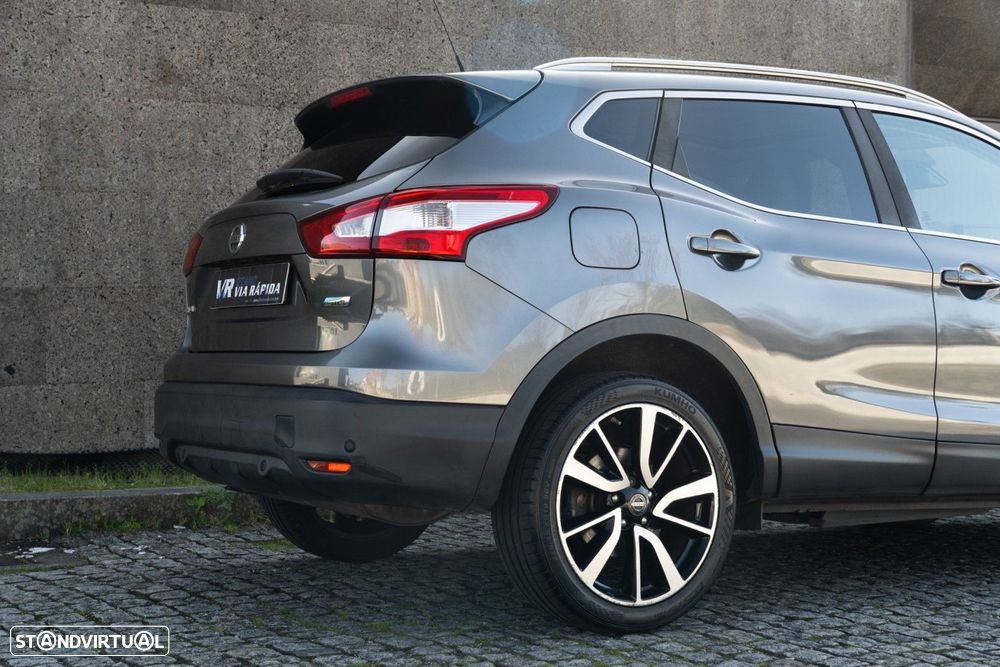 Nissan Qashqai 1.5 dCi N-Connecta - 33