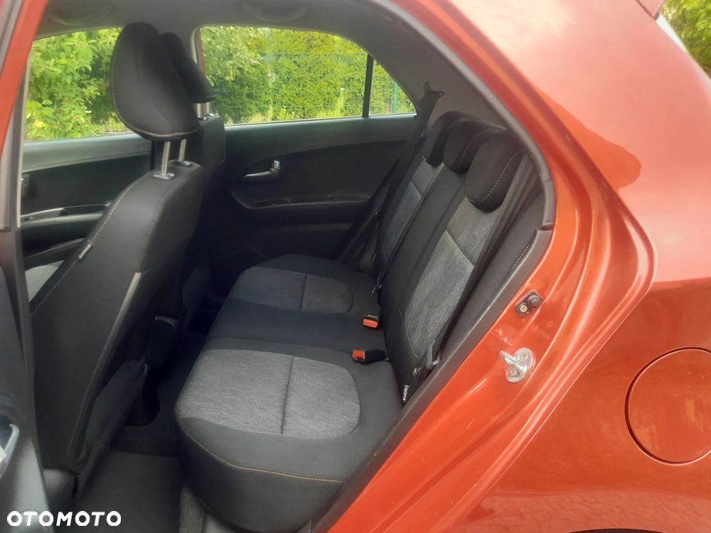 Kia Picanto 1.0 ISG Fifa World Cup Edition - 14