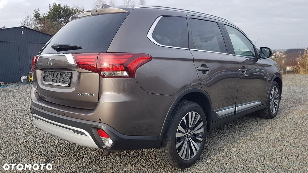 Mitsubishi Outlander 2.0 2WD CVT Spirit - 5