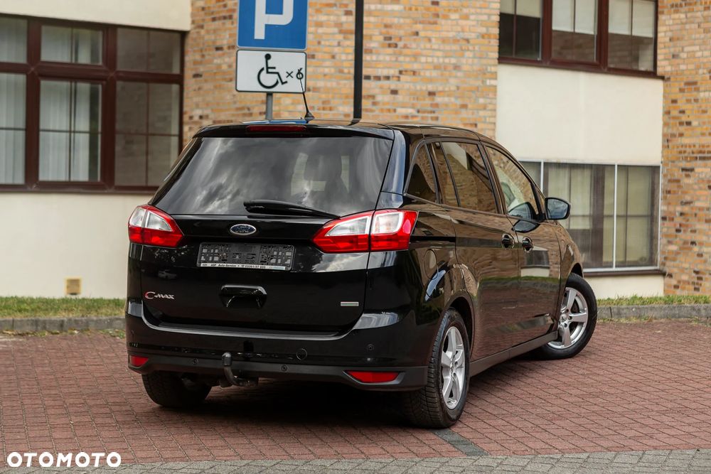 Ford Grand C-MAX - 18