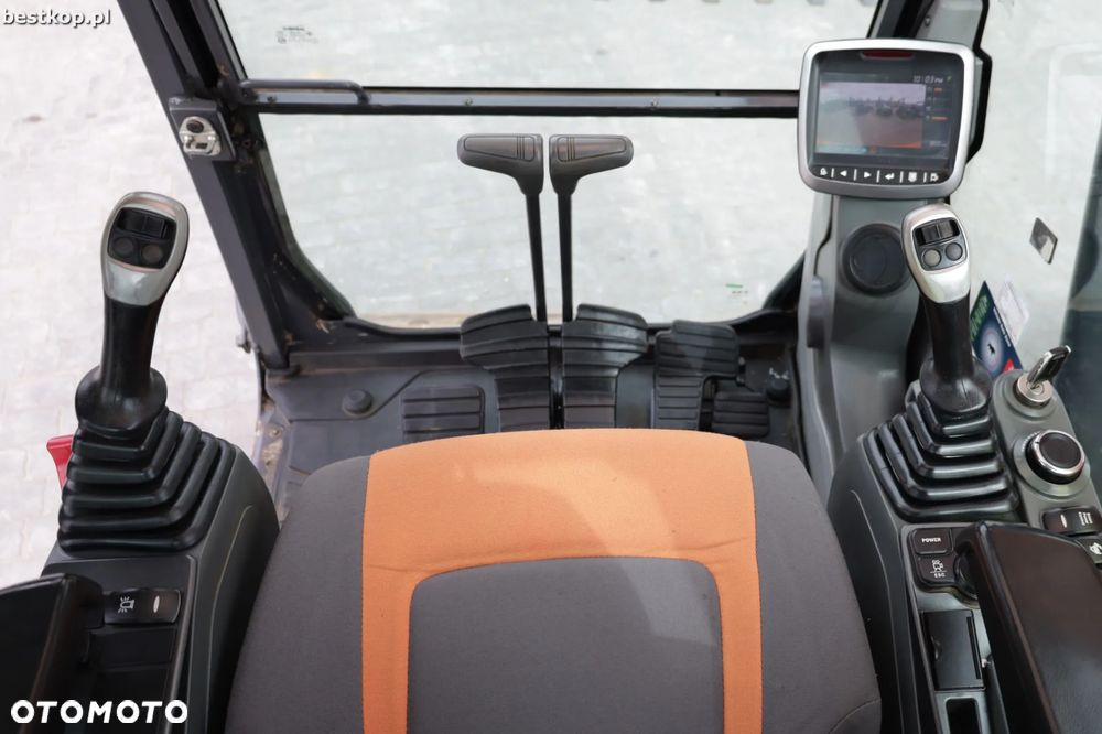 Doosan DX235LCR - 20