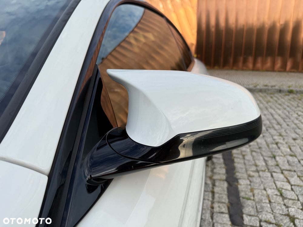 BMW M4 Coupe DKG - 21