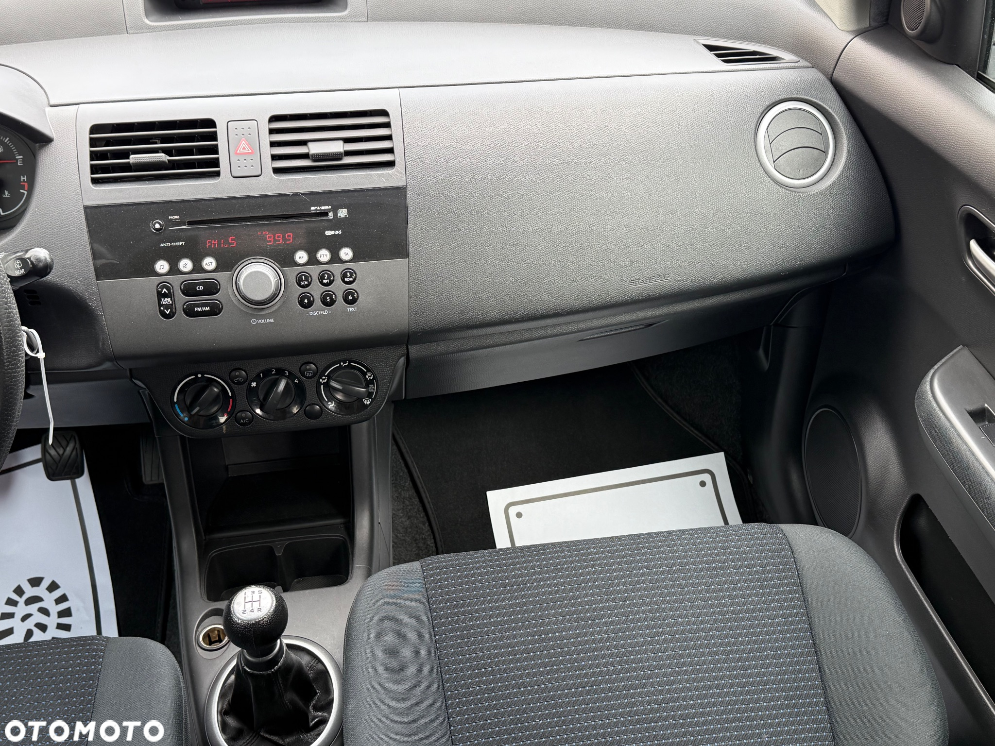 Suzuki Swift 1.3 GS / Premium - 8