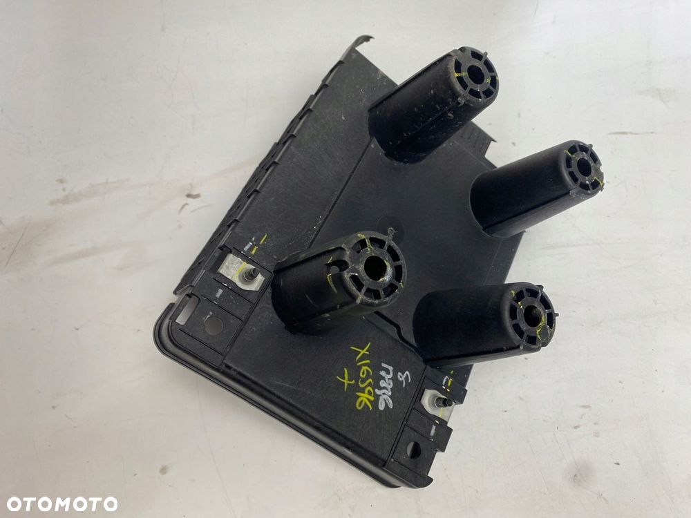 PODSTAWA AKUMUATORA MUSTANG MACH-E LJ9B-10723-AB - 4