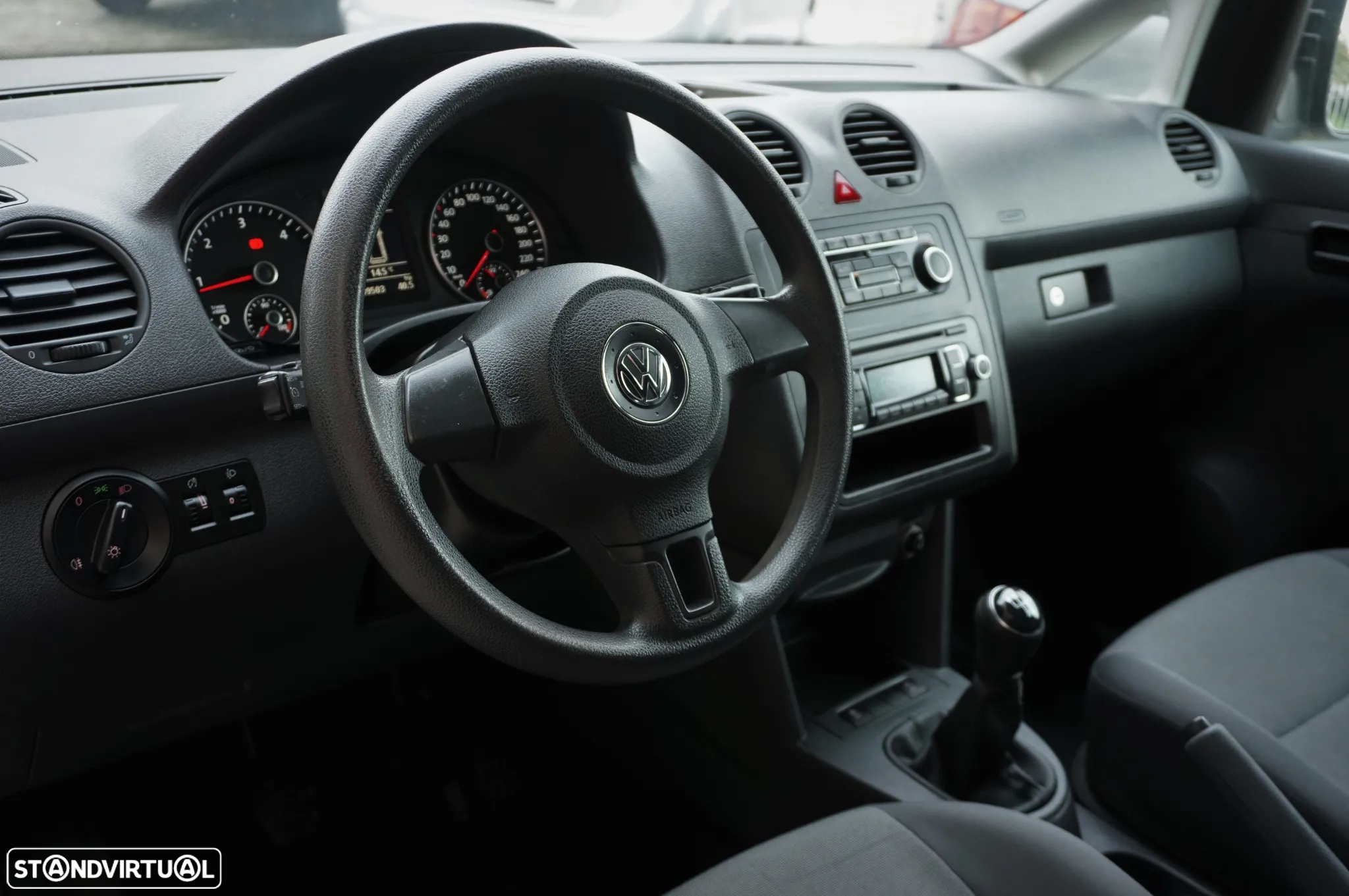 VW Caddy Van 1.6 TDI IVA/Dedutível Um Dono - 9