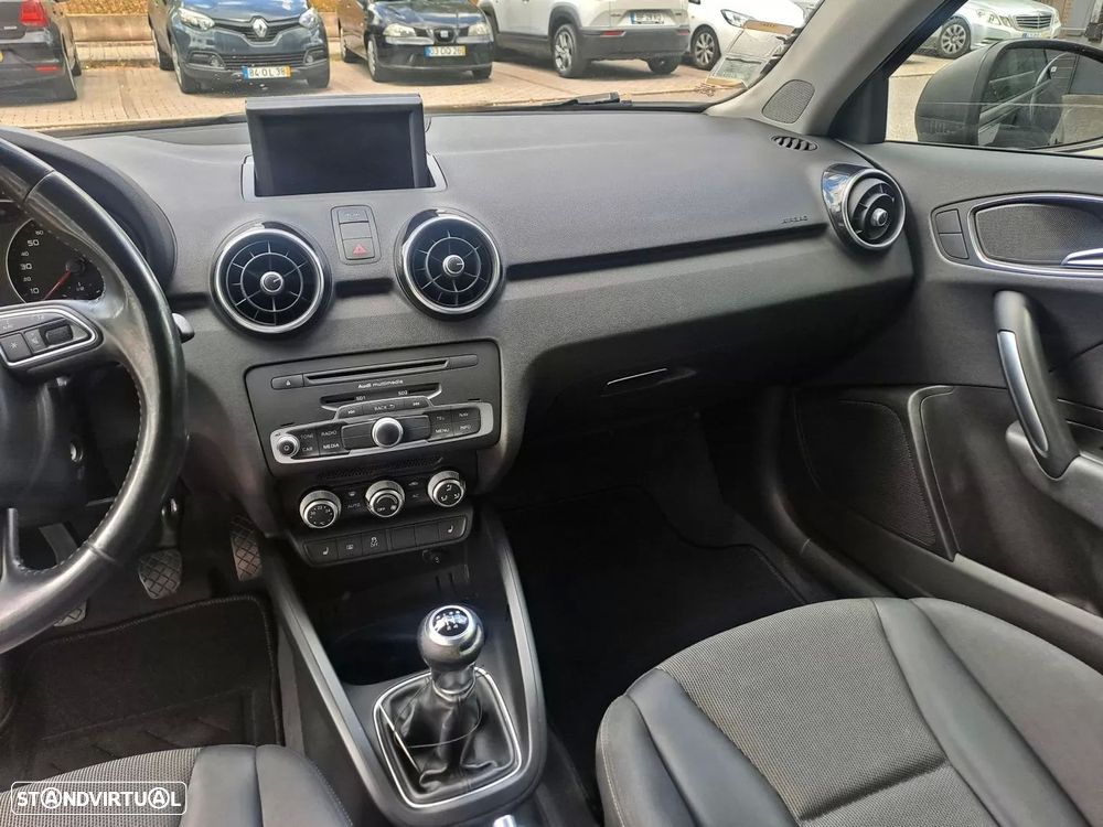 Audi A1 1.6 TDI Ambition - 11