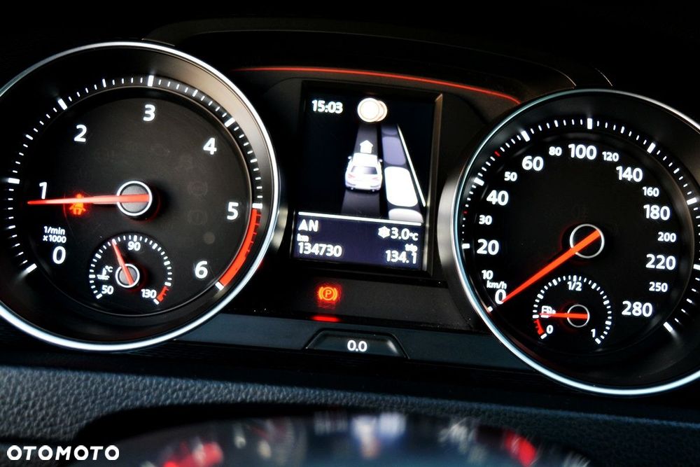 Volkswagen Golf GTD BlueMotion Technology - 12