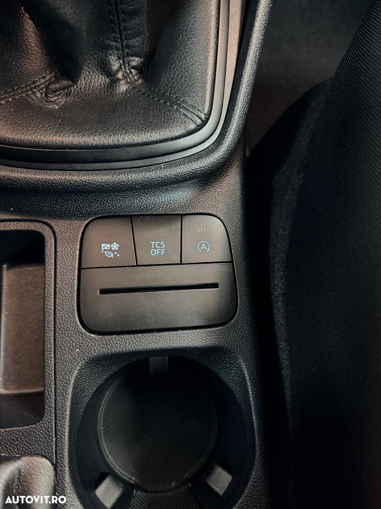 Ford Fiesta 1.1 Trend - 29