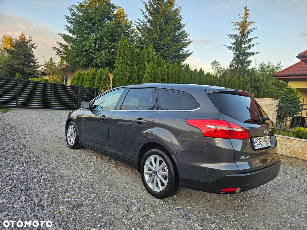 Ford Focus 1.6 TDCi DPF Titanium - 8