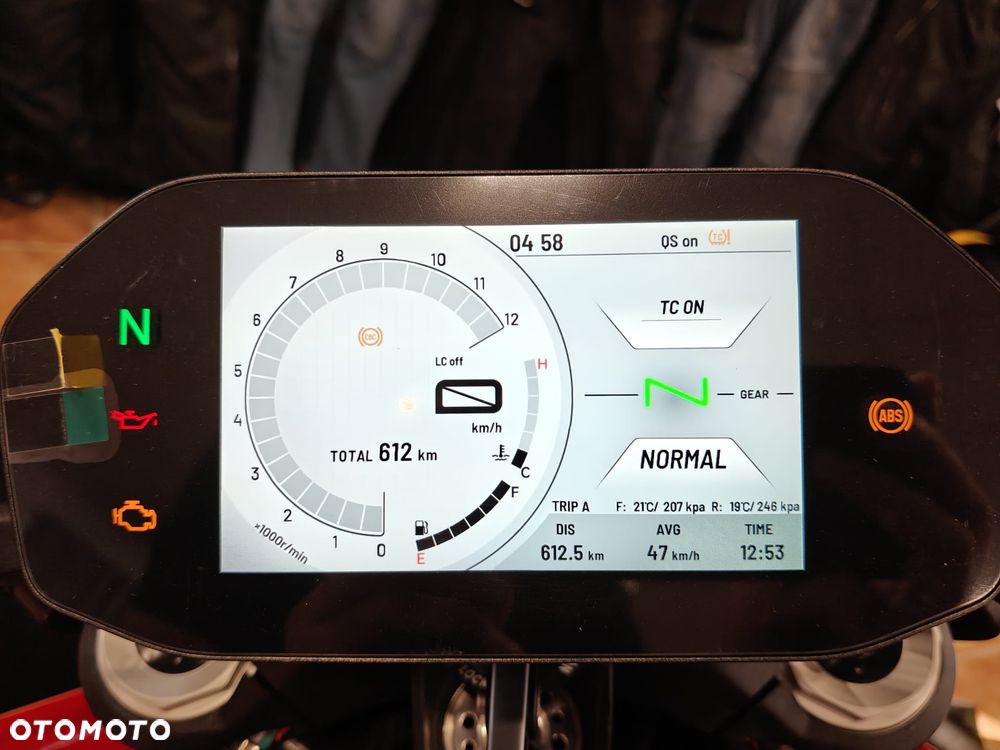 QJMOTOR SRK 921 - 6