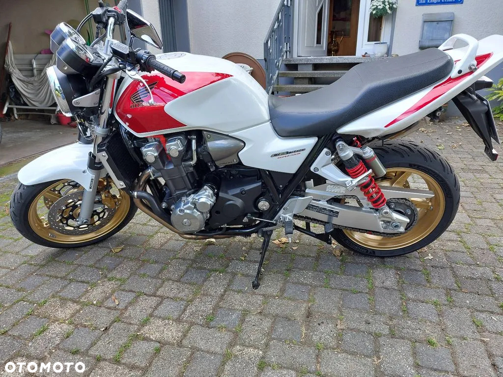 Honda CB - 11