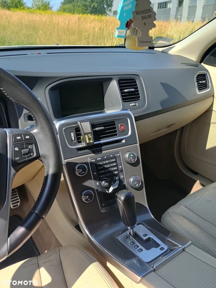 Volvo S60 T6 AWD Geartronic Summum - 20