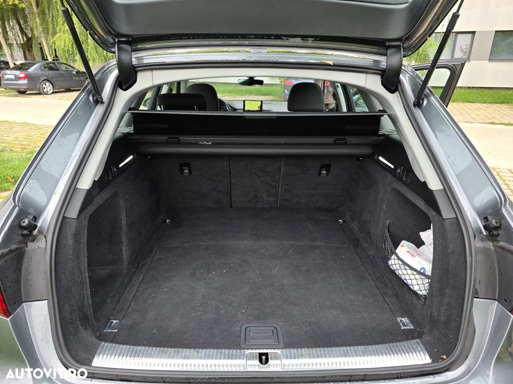 Audi A4 Avant 2.0 40 TDI quattro S tronic Advanced - 5