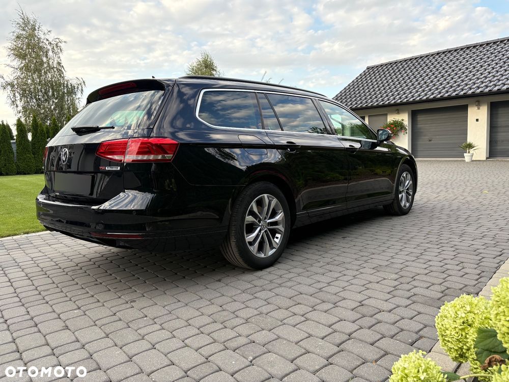 Volkswagen Passat Variant 1.8 TSI (BlueMotion Technology) DSG Highline - 4