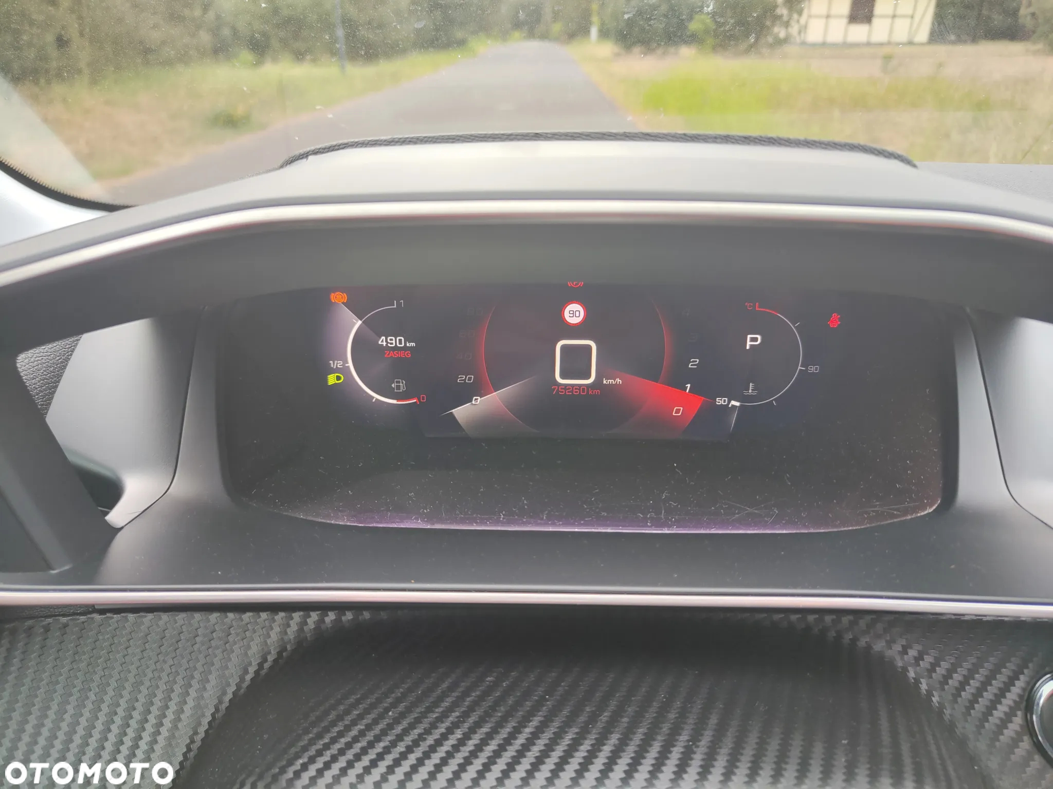 Peugeot 208 - 16