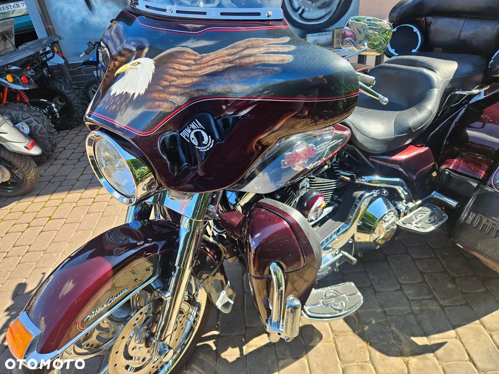 Harley-Davidson FLH Electra Glide - 36