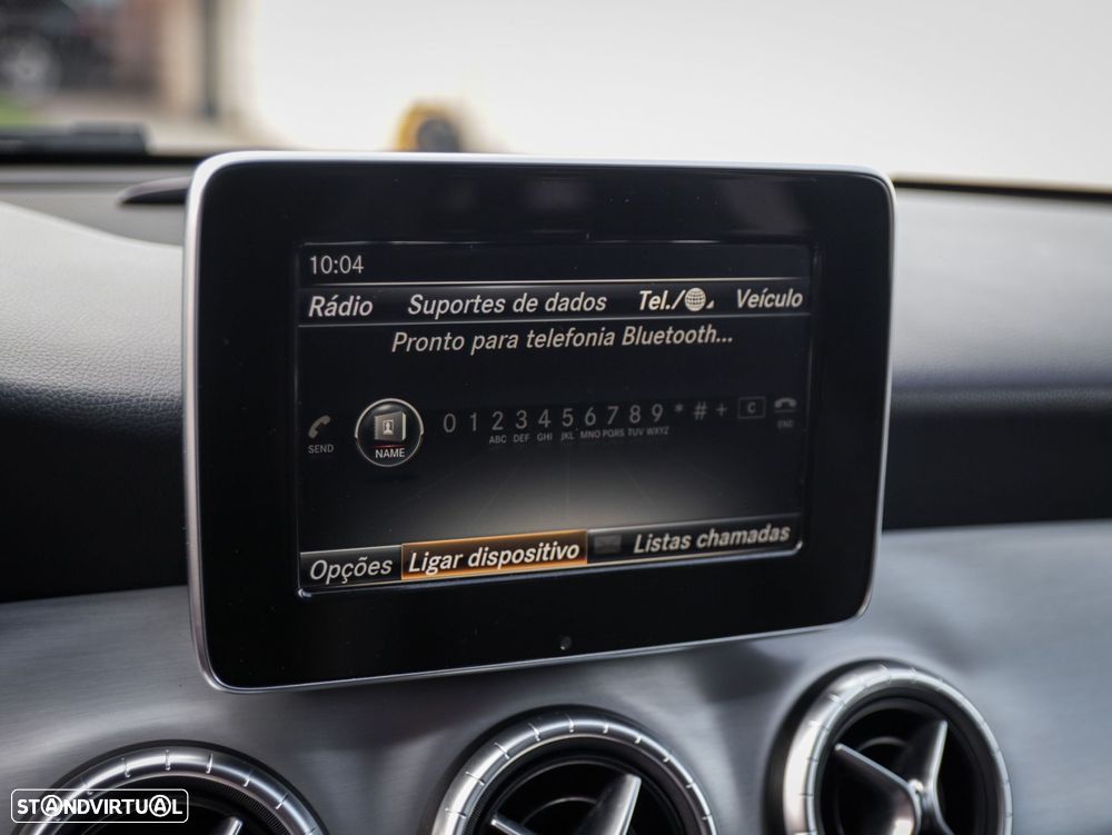 Mercedes-Benz CLA 200 d Shooting Brake AMG Line - 30