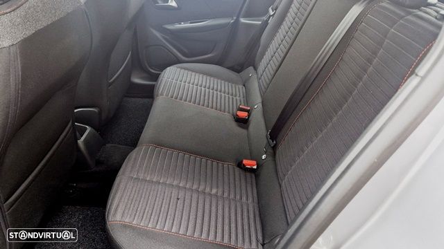 Peugeot 208 PureTech 100 EAT8 Active Pack - 15