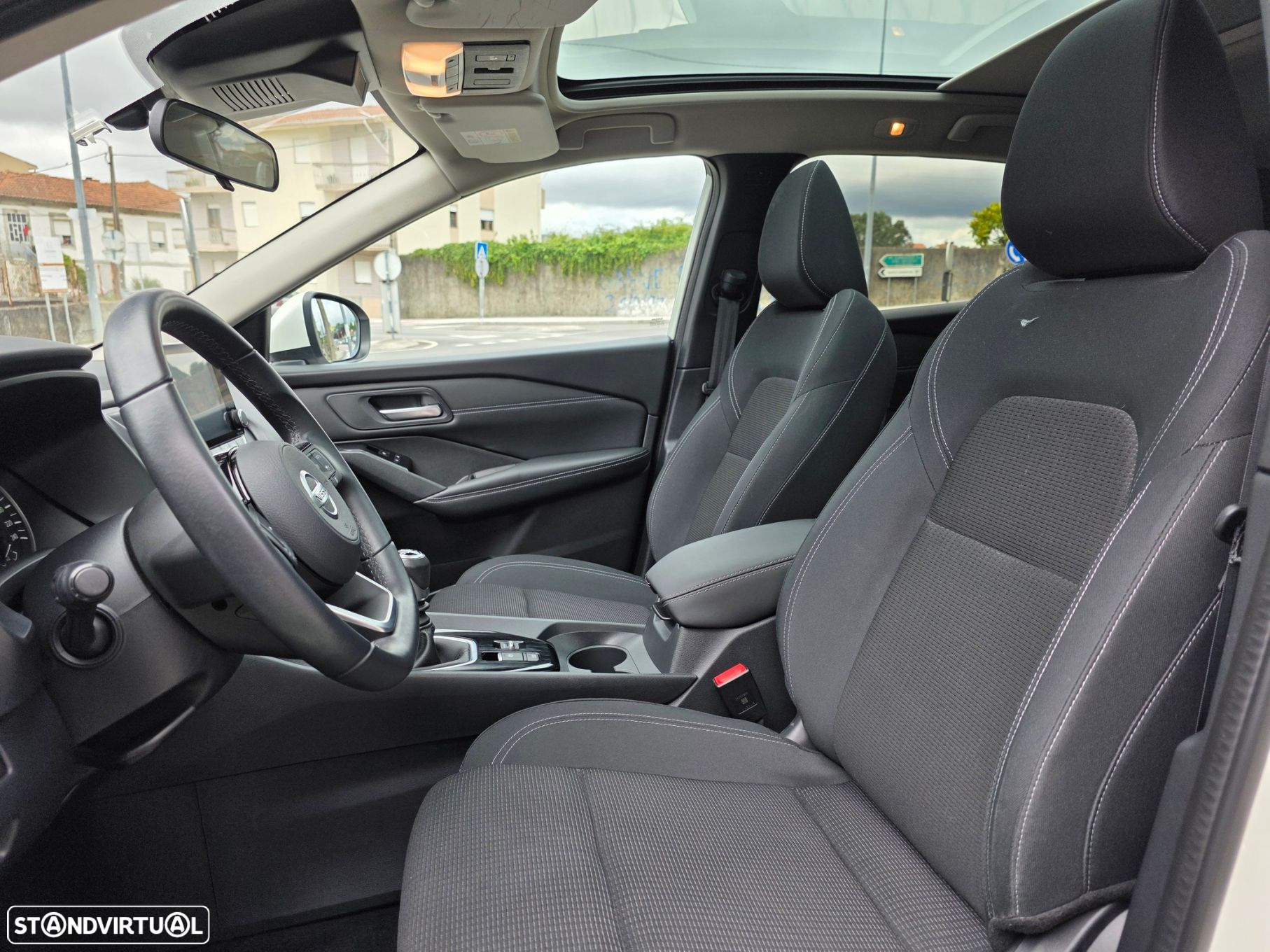 Nissan Qashqai 1.3 DIG-T Acenta LED+R - 28