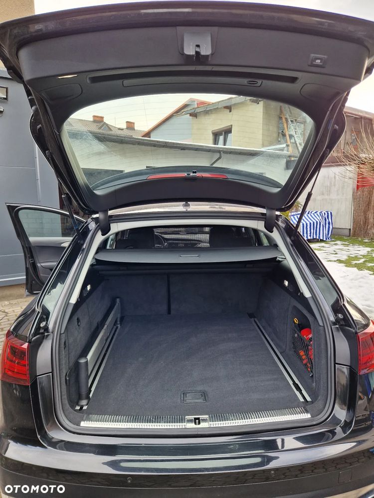 Audi A6 Allroad - 14