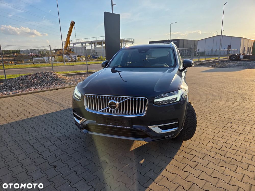 Volvo XC 90 B5 D AWD Plus Bright - 4