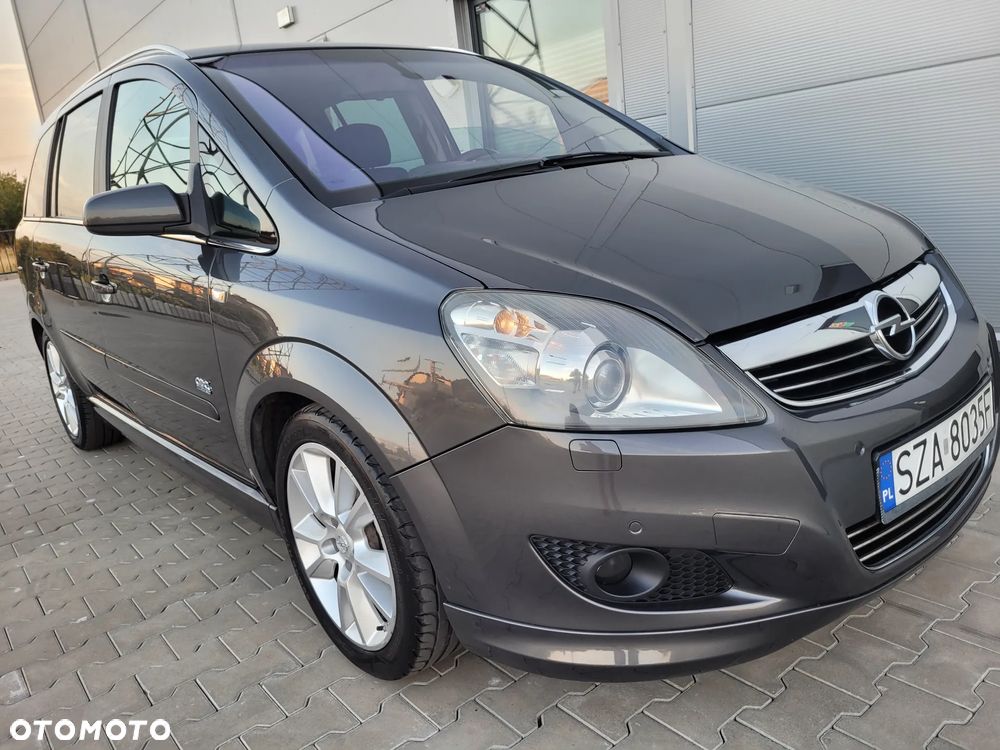 Opel Zafira 1.8 Sport - 18