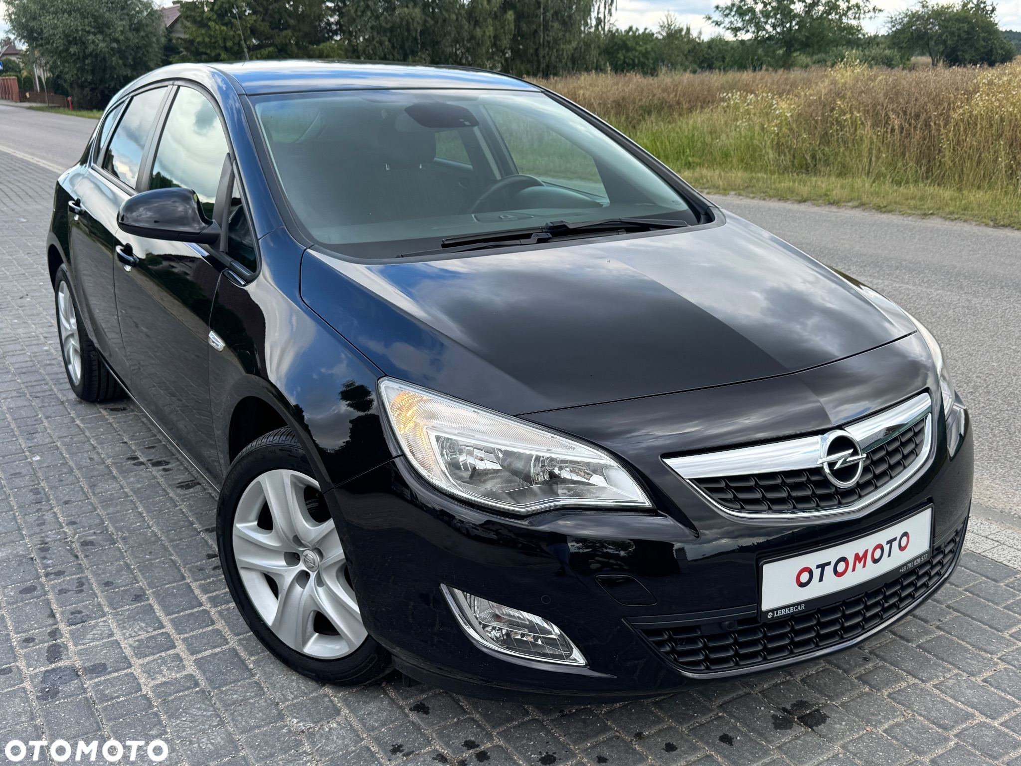 Opel Astra 1.4 Turbo Edition - 2