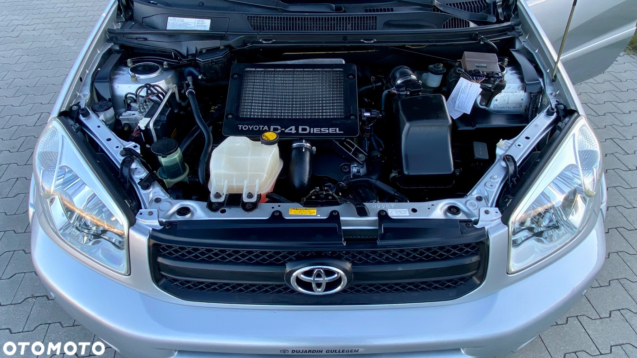 Toyota RAV4 - 28