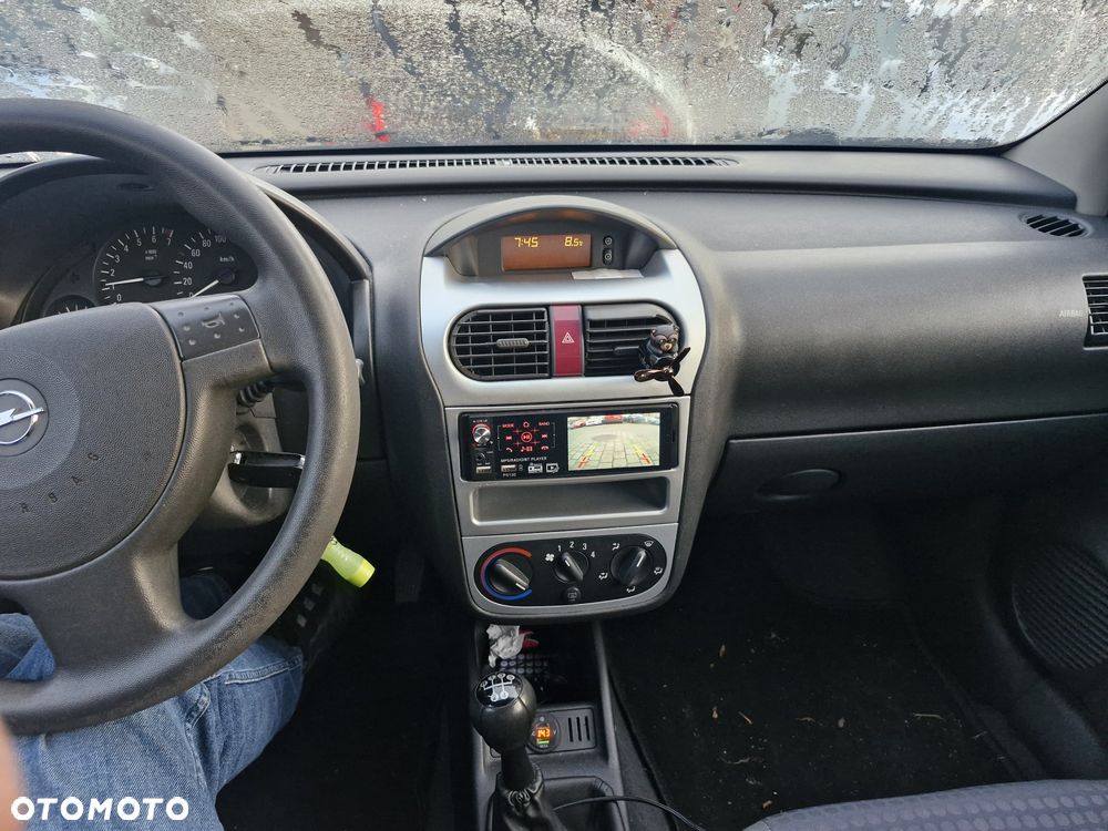 Opel Corsa - 6