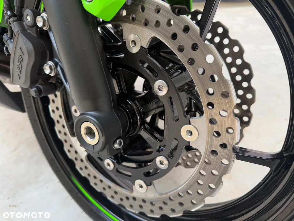 Kawasaki Ninja - 14