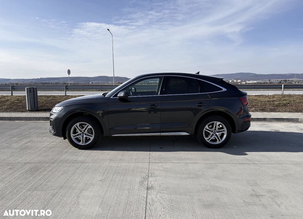 Audi Q5 40 TDI quattro S tronic MHEV Basic - 2
