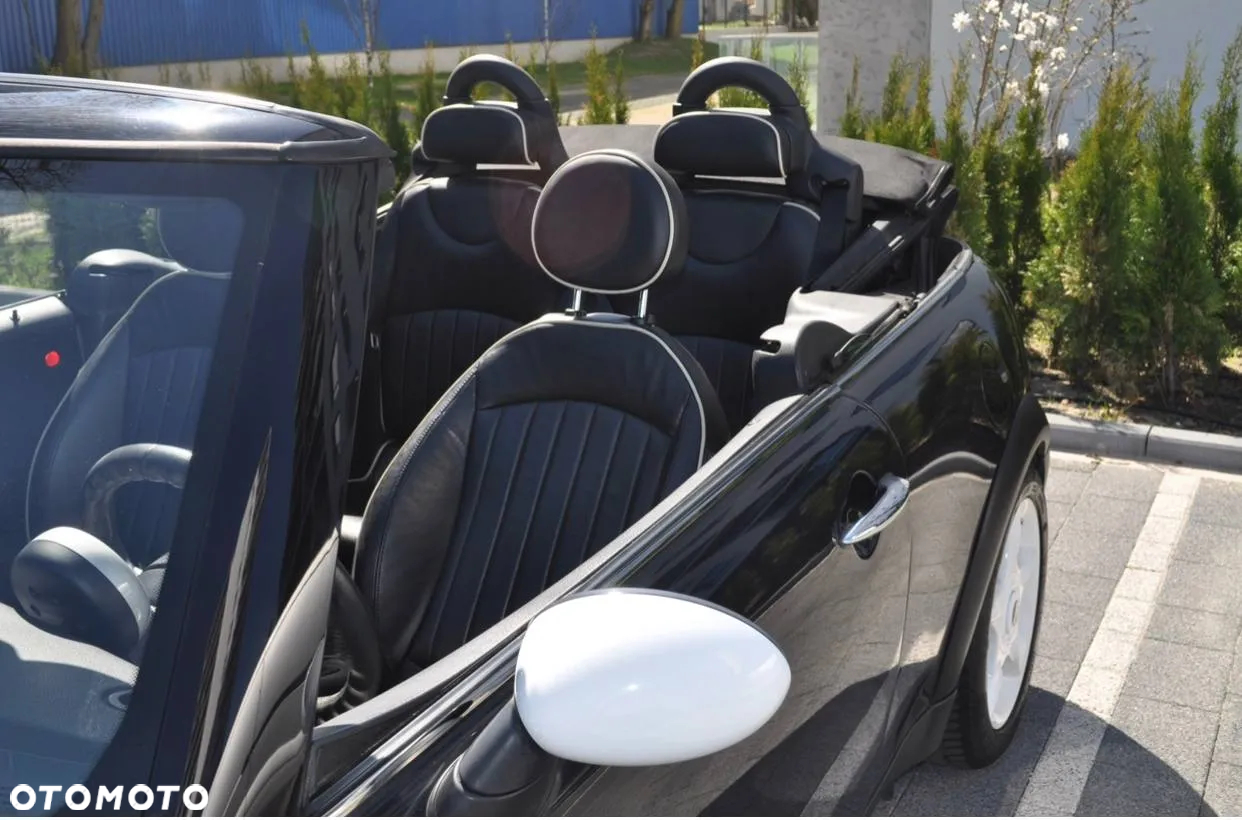 MINI ONE Cabrio - 3